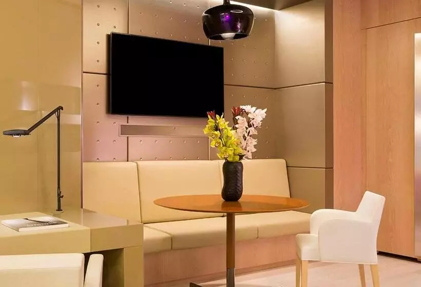 سوییت اجرایی, Excelsior Hotel Gallia, A Luxury Collection Hotel, Milan
