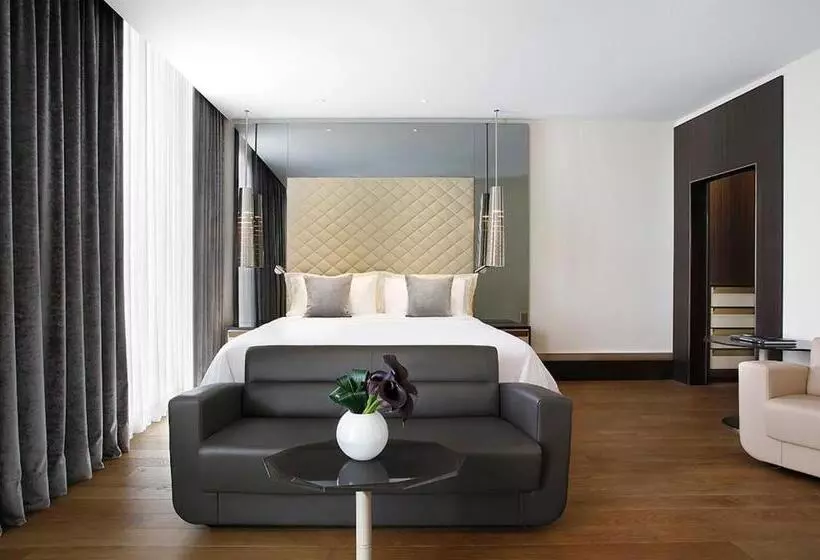سوییت اجرایی, Excelsior Hotel Gallia, A Luxury Collection Hotel, Milan