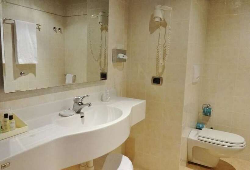 חדר סטנדרט, Excelsior Magenta