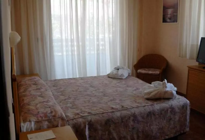 Classic Room with Views, Garden Lido