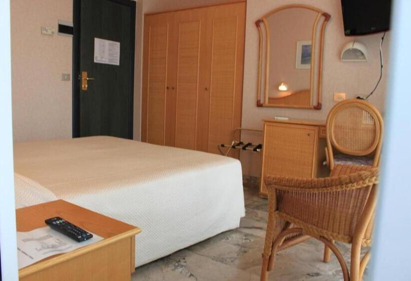 古典房间, Garden Lido