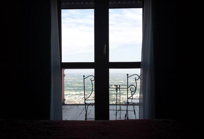 スタンダードルーム, Grande Albergo Abruzzo