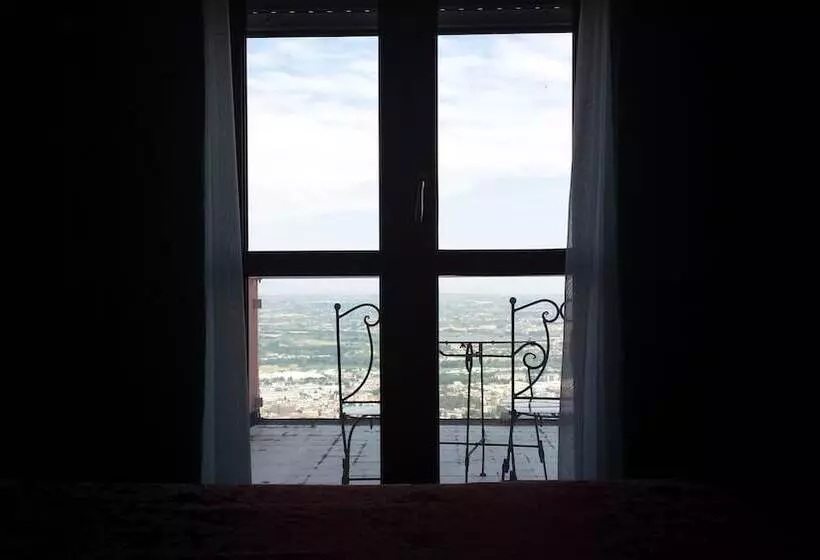 اتاق استاندارد, Grande Albergo Abruzzo