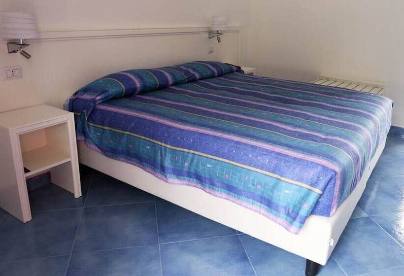 Номер Стандарт, La Sirenetta Park