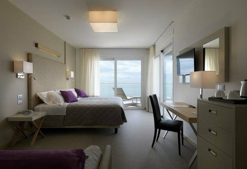 Habitación Premium Vista al Mar., Le Soleil