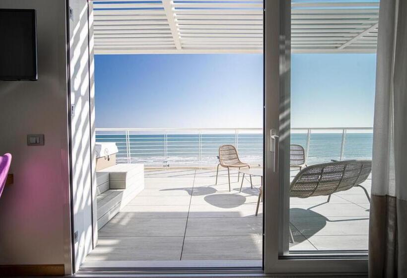 Стандартный Номер Кровать Кинг, Le Soleil