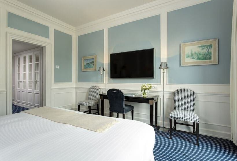 Deluxe room with river view, Lungarno  Lungarno Collection