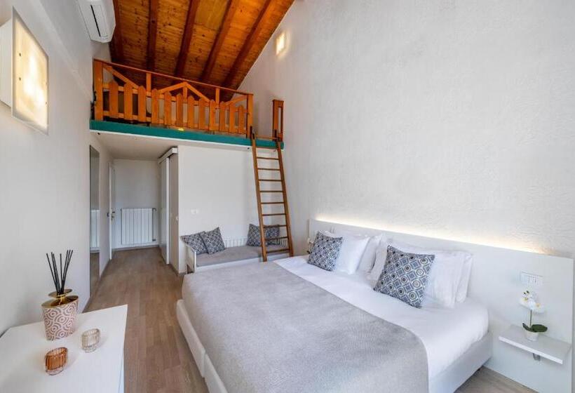 スタンダード４人部屋, Meandro   Lake View