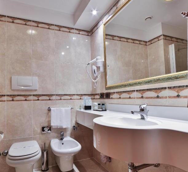 اتاق استاندارد یک نفره, Mirage Sure Hotel Collection By Best Western