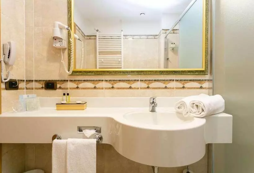 اتاق استاندارد چهار تخته, Mirage Sure Hotel Collection By Best Western