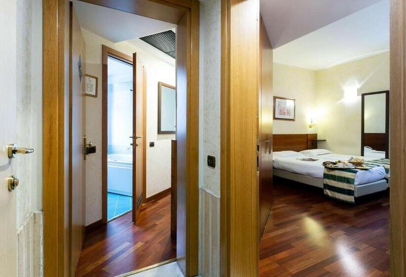 اتاق استاندارد چهار تخته, Mirage Sure Hotel Collection By Best Western