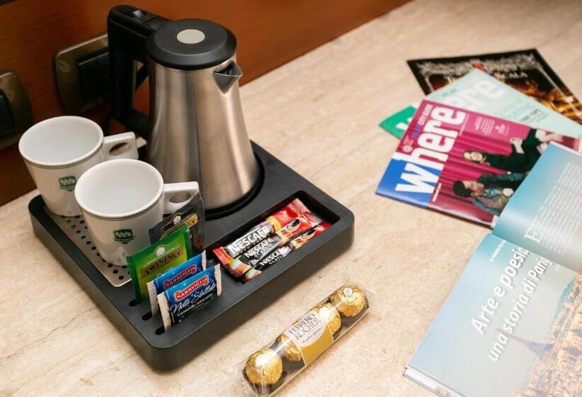 带大床的豪华间, Mirage Sure Hotel Collection By Best Western