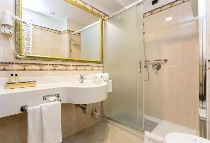 اتاق لوکس با تخت بزرگ, Mirage Sure Hotel Collection By Best Western
