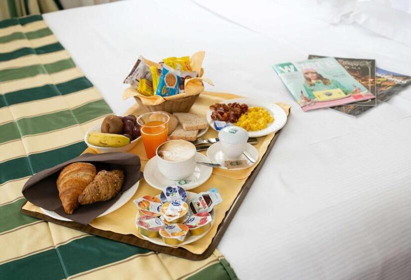 标准三人间, Mirage Sure Hotel Collection By Best Western