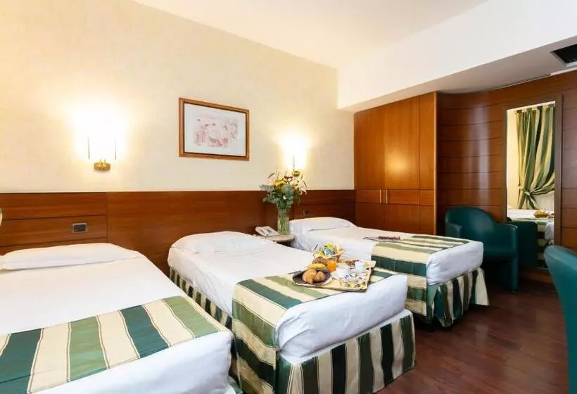 اتاق استاندارد سه نفره, Mirage Sure Hotel Collection By Best Western