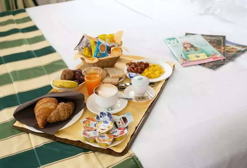 اتاق استاندارد چهار تخته, Mirage Sure Hotel Collection By Best Western