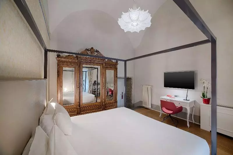 اتاق پرمیوم, NH Collection Firenze Porta Rossa