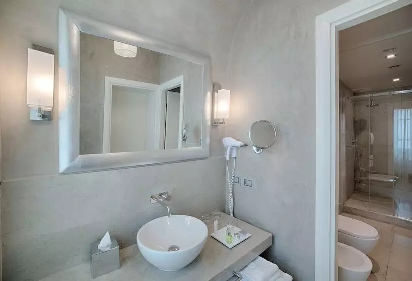 سوییت جونیور, NH Collection Firenze Porta Rossa