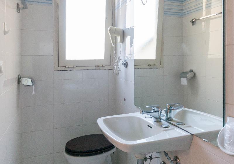 اتاق اکونومی, Rex