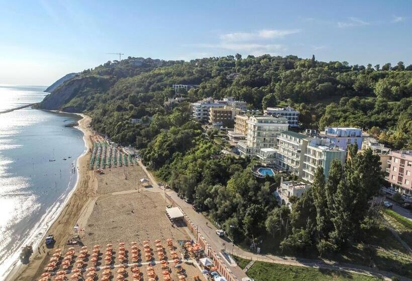 4인용 스탠다드 룸, Sans Souci