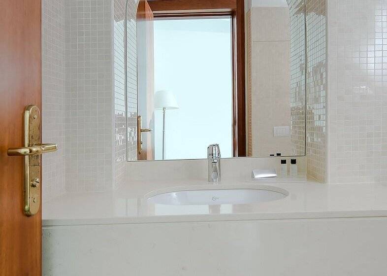 חדר קלאסי לשלושה, & Spa Bellavista Francischiello