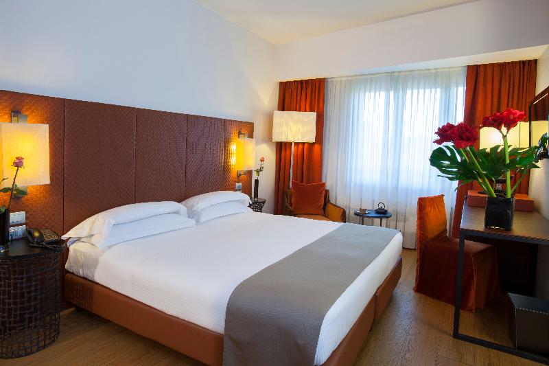 اتاق لوکس, Starhotels Michelangelo Florence