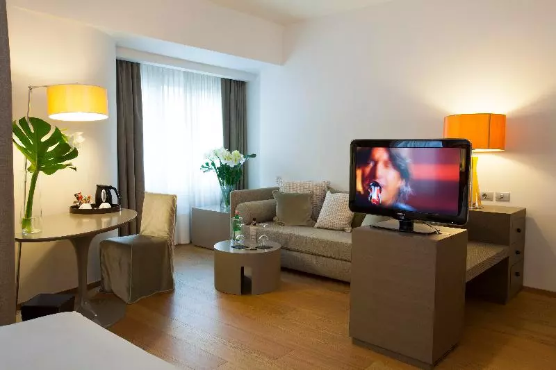 Perhehuone, Starhotels Michelangelo Florence