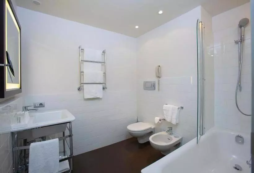 Superior-huone, Starhotels Michelangelo Florence