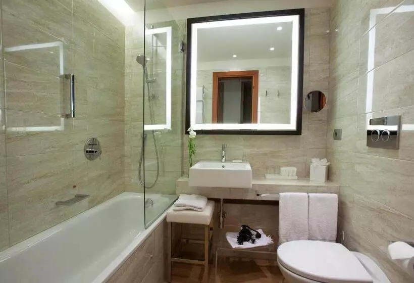 Juniorsviitti, Starhotels Michelangelo Florence
