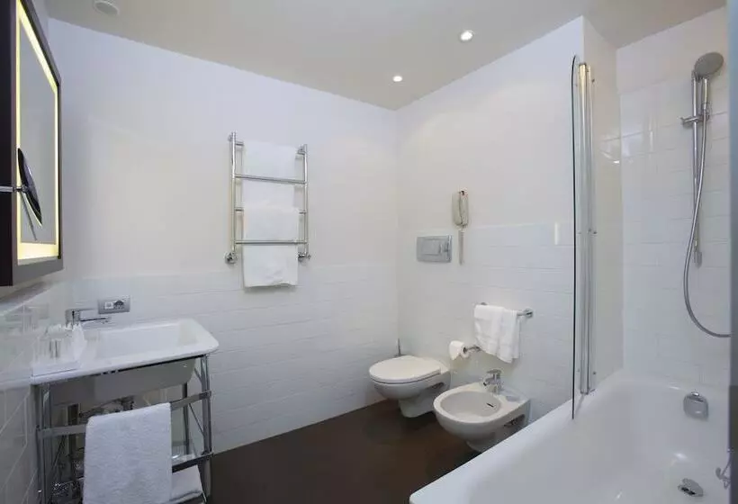 Superior-huone, Starhotels Michelangelo Florence