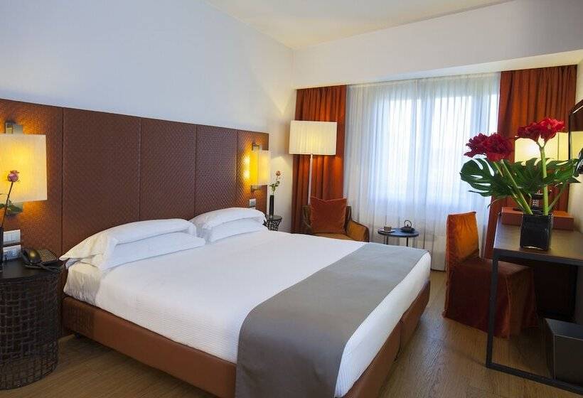 اتاق سوپریور, Starhotels Michelangelo Florence