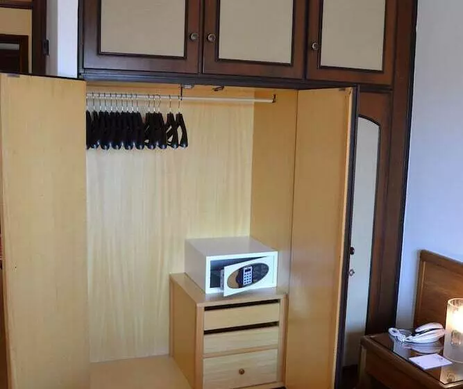 サイドオーシャンビュースタンダードルーム, Park Hotel Ravenna