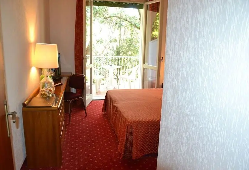 Standard-huone Sivuttainen Merinäkymä, Park Hotel Ravenna