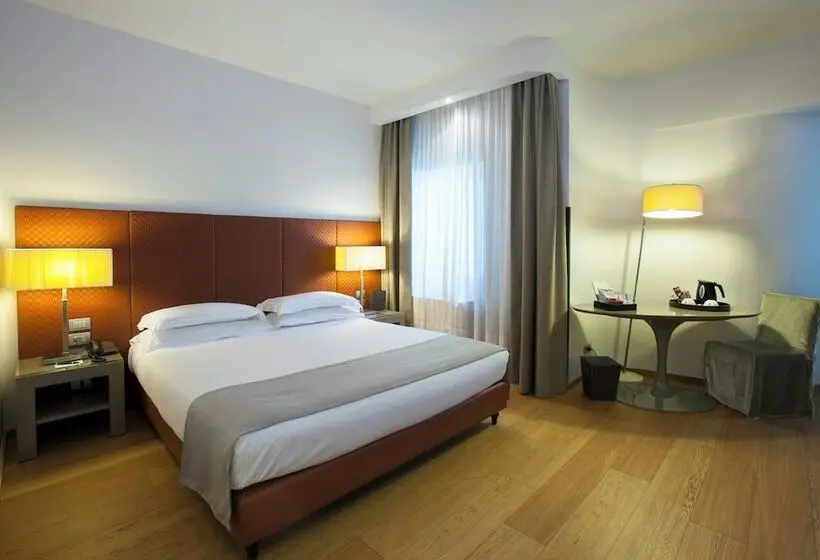 Juniorsviitti, Starhotels Michelangelo Florence