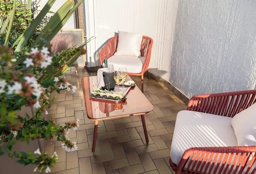 Deluxe-huone Terassi, Starhotels Michelangelo Florence