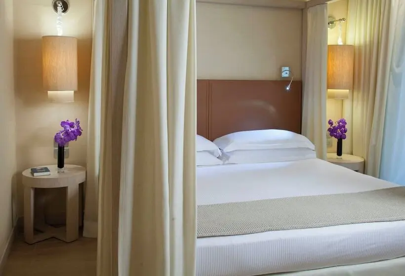 Suite with Terrace, Starhotels Michelangelo Florence