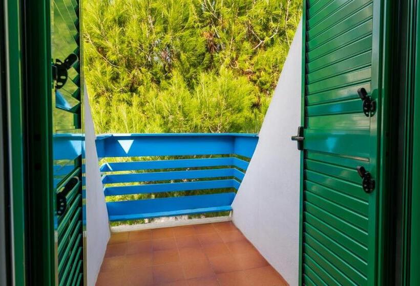 スタンダードトリプルルーム, Corvino Resort