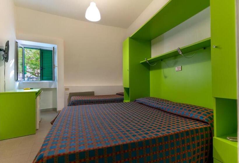 ベーシックトリプルルーム, Corvino Resort