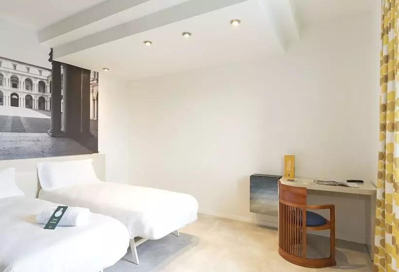 Chambre Triple Standard, B&b Hotel Modena