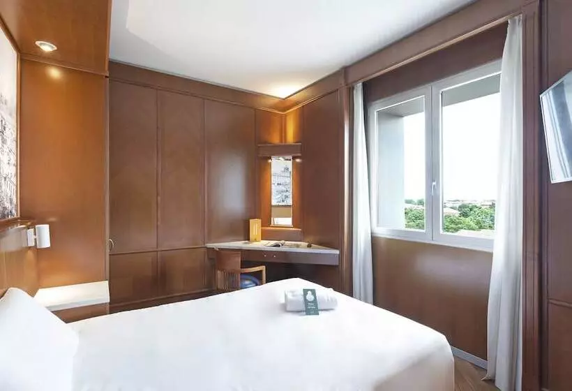 Chambre Quadruple Standard, B&b Hotel Modena