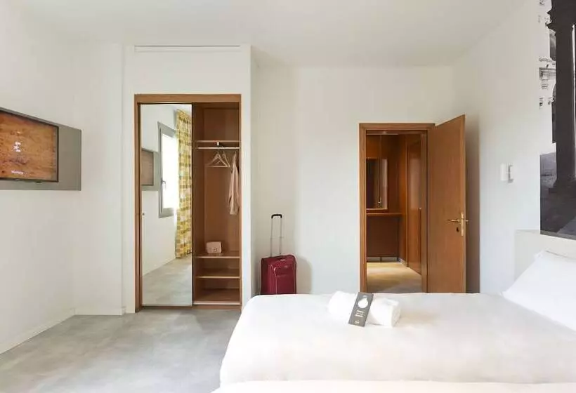 Chambre Quadruple Standard, B&b Hotel Modena
