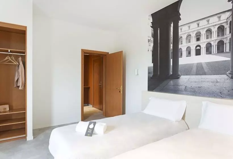 Chambre Quadruple Standard, B&b Hotel Modena