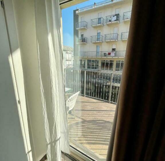 غرفة قياسية, Blumen