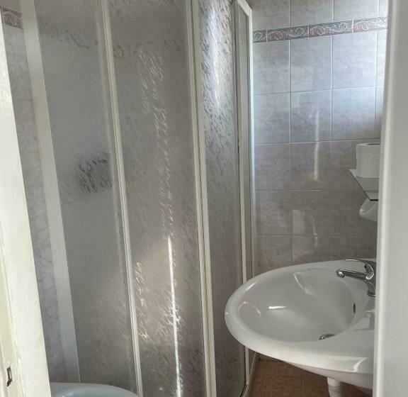 غرفة قياسية, Blumen