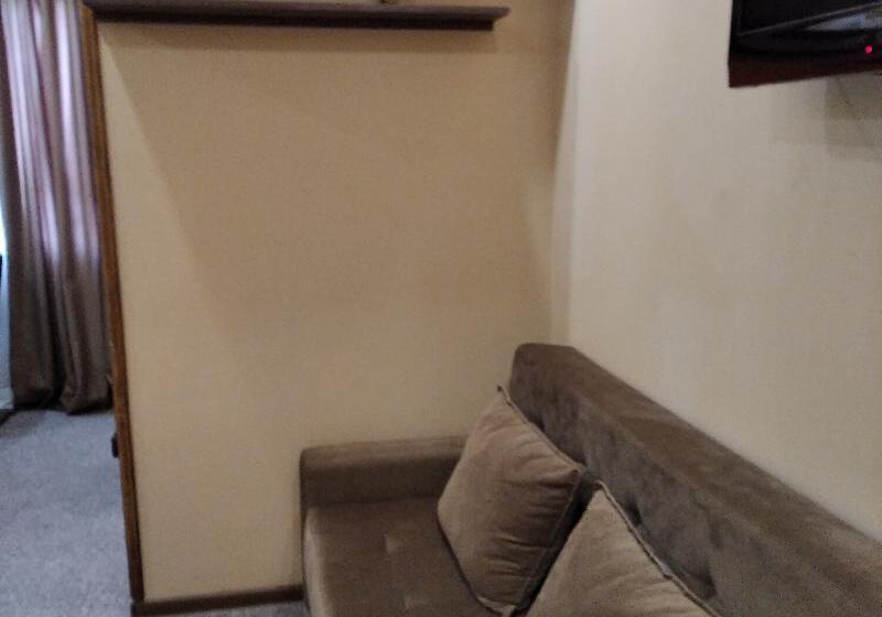 غرفة عائلية, Blumen