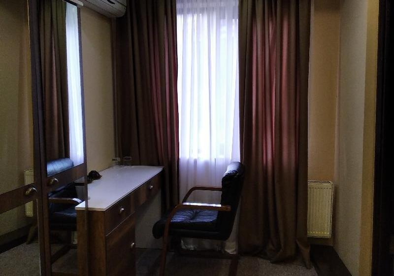 غرفة عائلية, Blumen