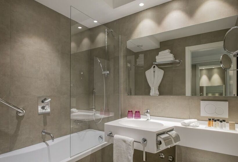 اتاق استاندارد با تخت دوبل, Crowne Plaza Rome St. Peter S, An Ihg