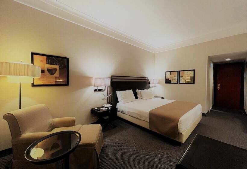 اتاق استاندارد با تخت دوبل, Crowne Plaza Rome St. Peter S, An Ihg
