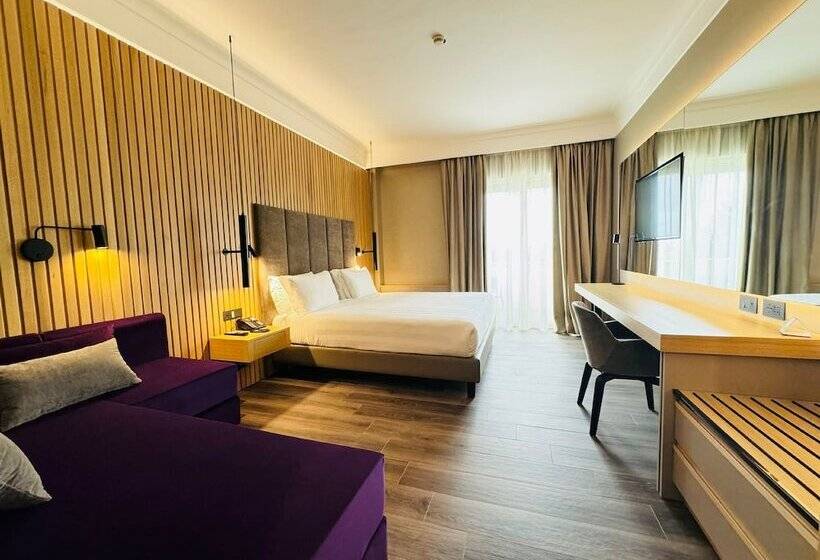 اتاق پرمیوم, Crowne Plaza Rome St. Peter S, An Ihg
