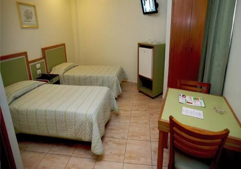 سوییت, Crowne Plaza Rome St. Peter S, An Ihg